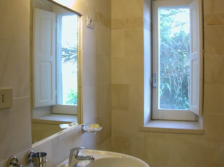 בית מלון כפרי Agriturismo Le Magnolie