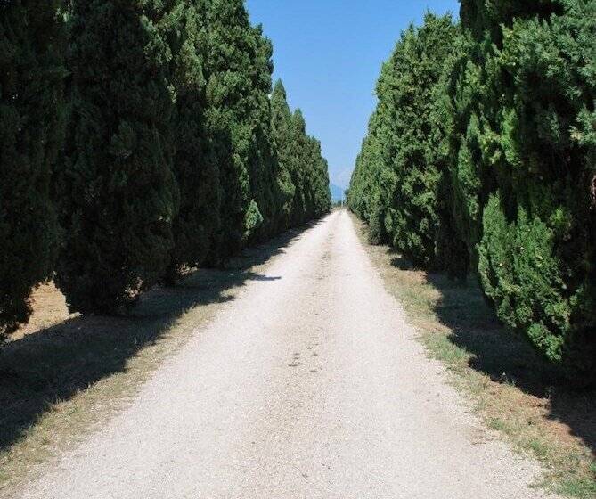 בית מלון כפרי Agriturismo Le Magnolie