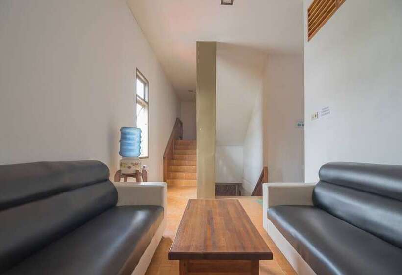 פנסיון Reddoorz Near Gajah Mada Pontianak