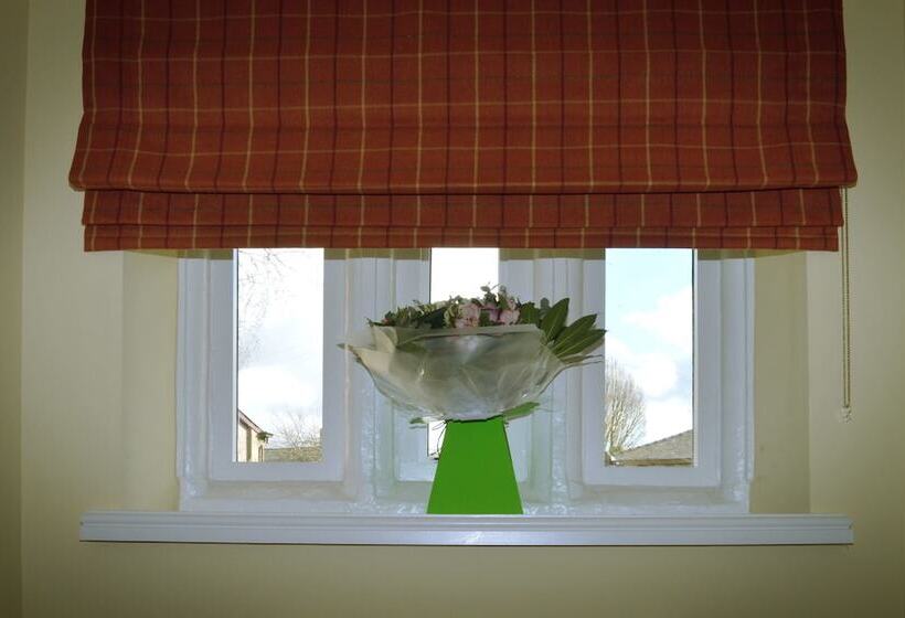 膳宿费 Sparth Manor Guest House