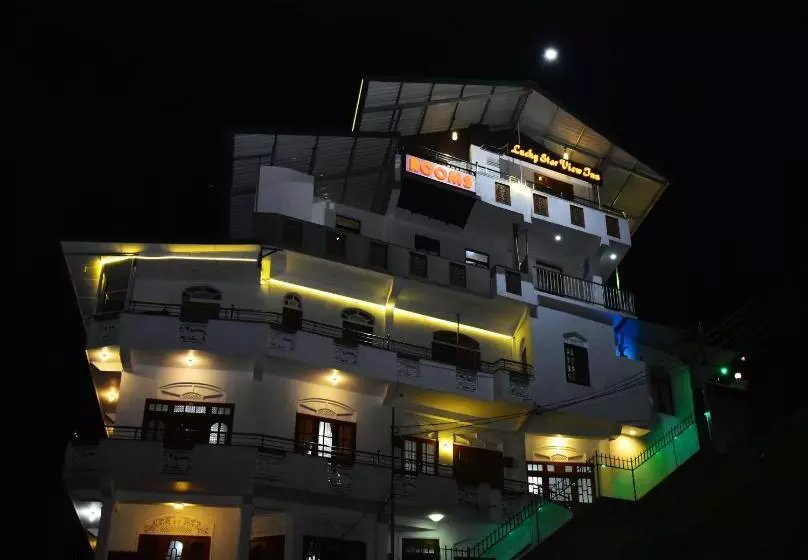 Retkeilymaja Lucky Star View Inn