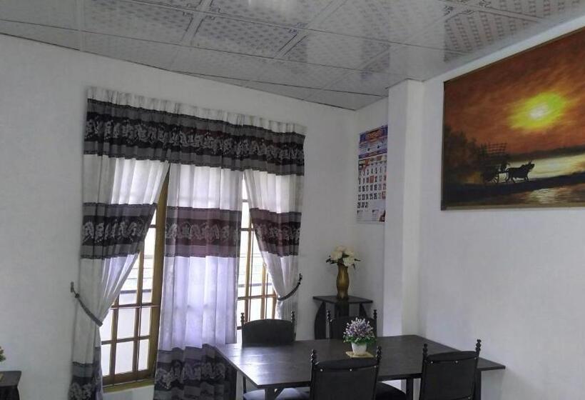 Hostel Lucky Star View Inn