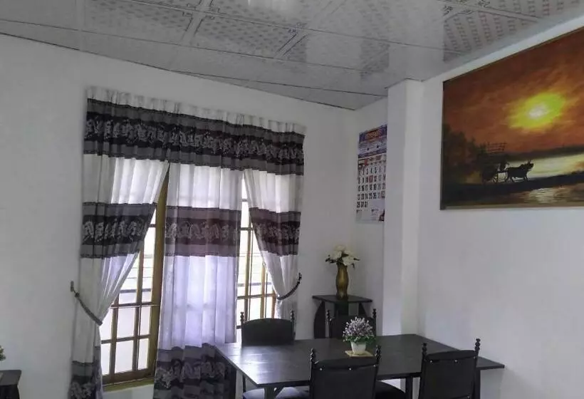 Retkeilymaja Lucky Star View Inn