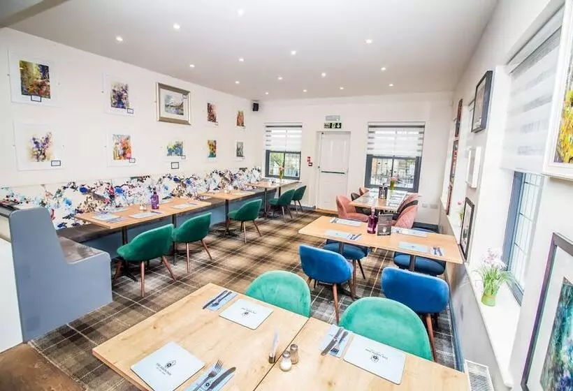 Hostel The Saxon Inn