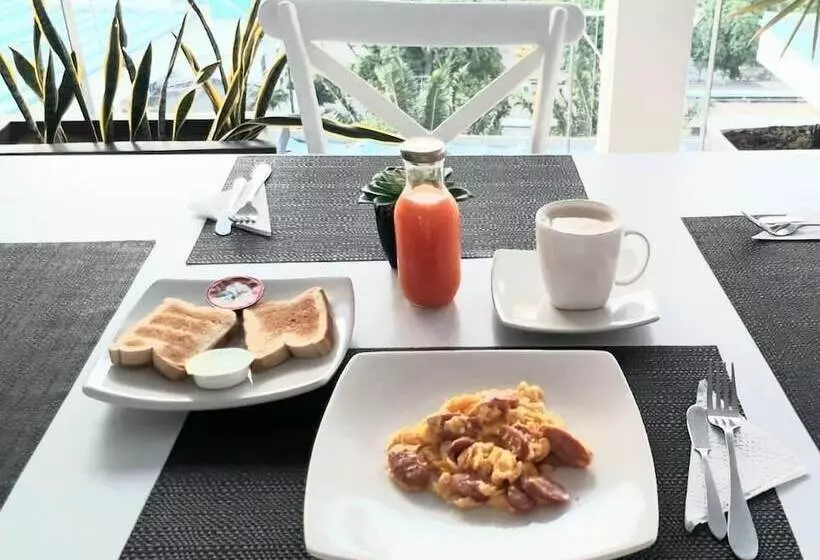 ホテル A1 Express