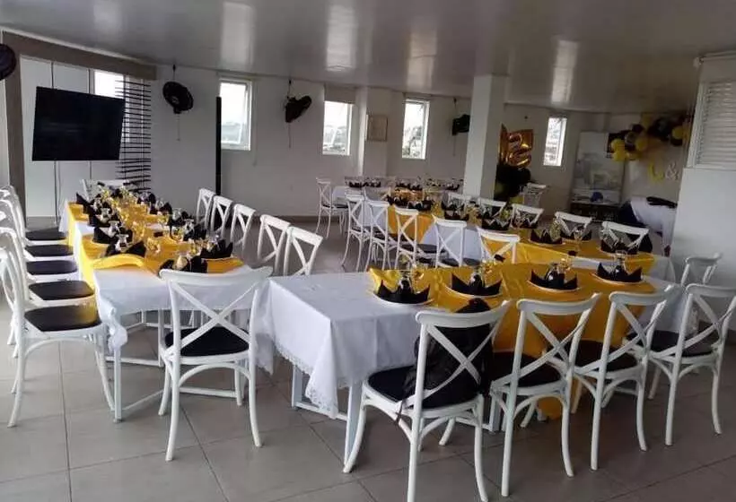 ホテル A1 Express