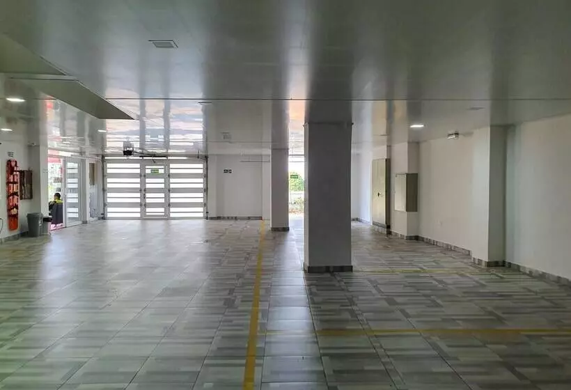 ホテル A1 Express