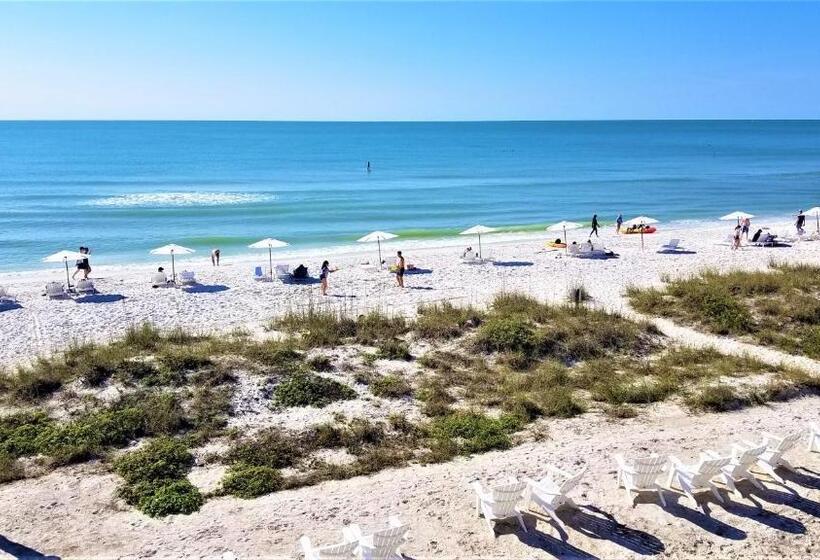 Отель Bali Hai Beachfront Resort And Spa