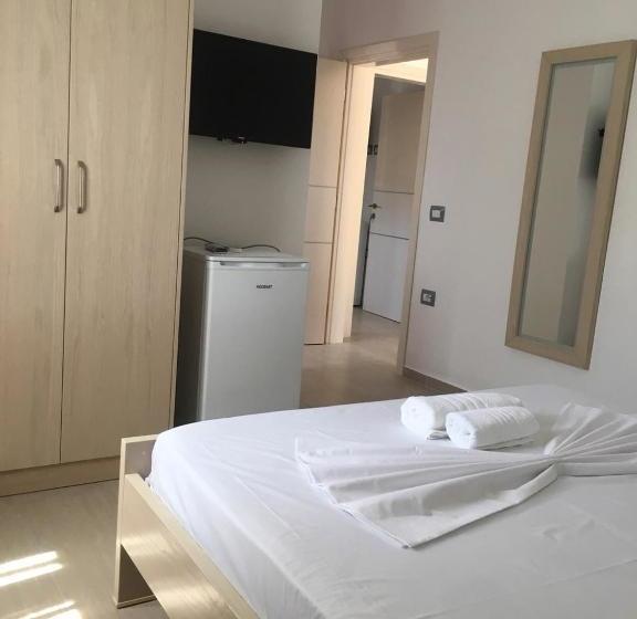 فندق Durmishi Rooms & Apartments & Beach