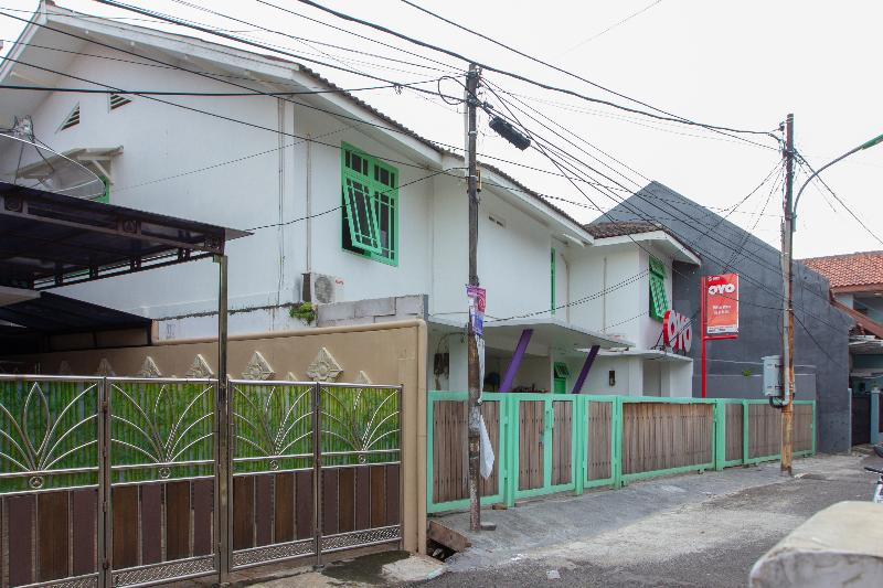 Hotel Oyo 502 Wisma Bukti