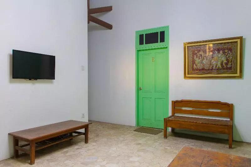 Hotelli Oyo 502 Wisma Bukti