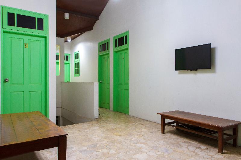 Hotel Oyo 502 Wisma Bukti