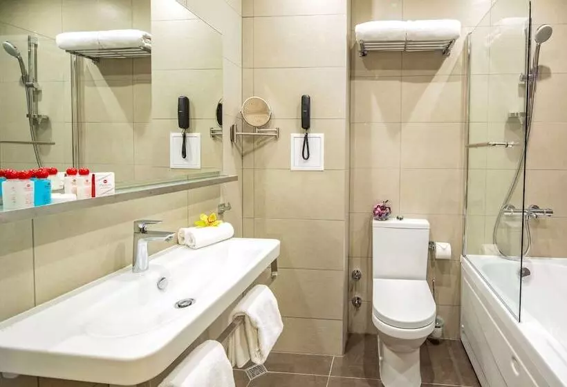 هتل Best Western Premier Plovdiv Hills