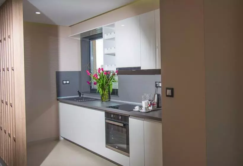 هتل Best Western Premier Plovdiv Hills