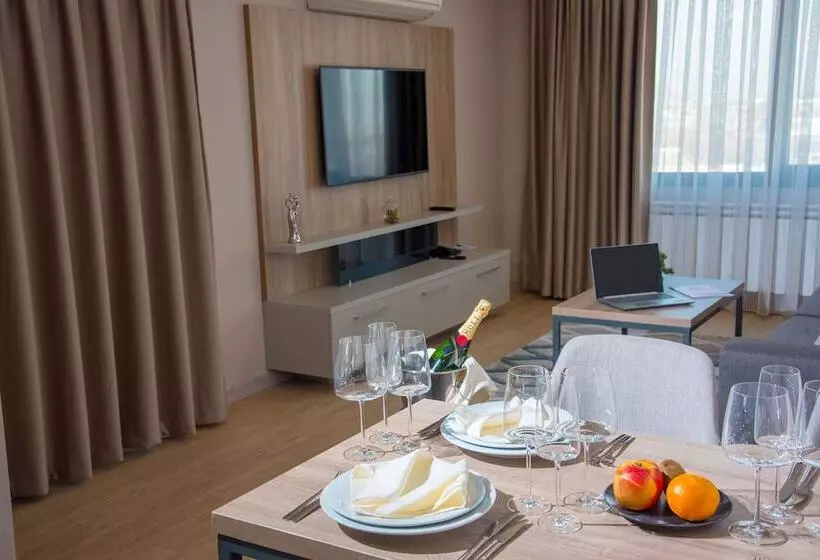 هتل Best Western Premier Plovdiv Hills