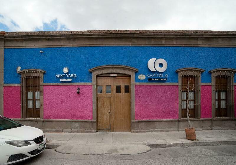 هتل Capital O Next Yard & Suites Tequisquiapan