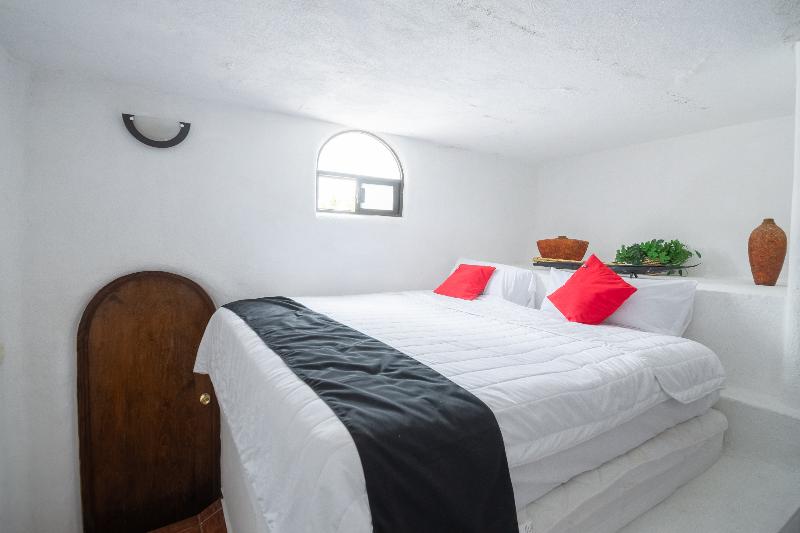 هتل Capital O Next Yard & Suites Tequisquiapan