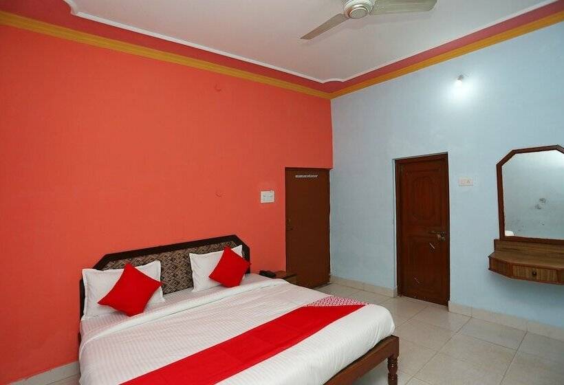 Oyo 29925 Hotel Green House