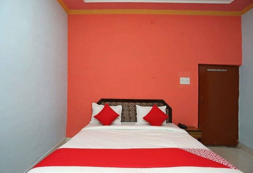 Oyo 29925 Hotel Green House