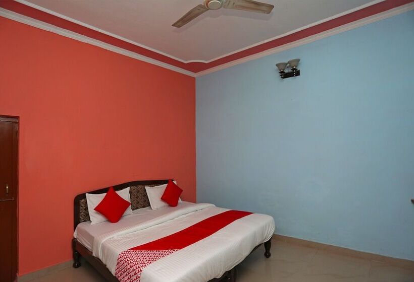 Oyo 29925 Hotel Green House