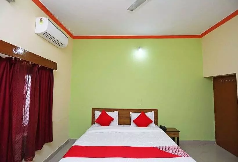 Oyo 29925 Hotel Green House