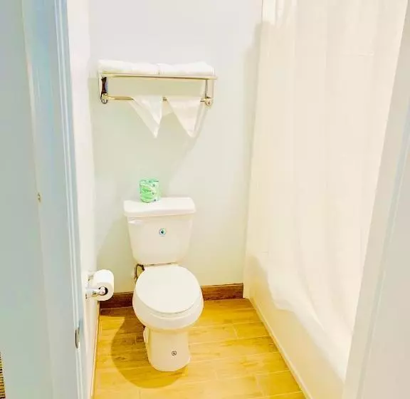 Hotelli Americas Best Value Inn & Suites Porter North Houston