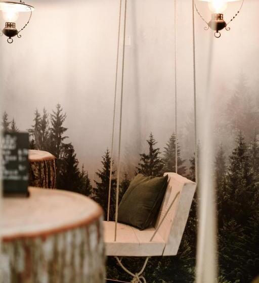 مبيت وإفطار Wildstrubel Lodge