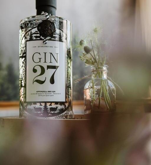 مبيت وإفطار Wildstrubel Lodge