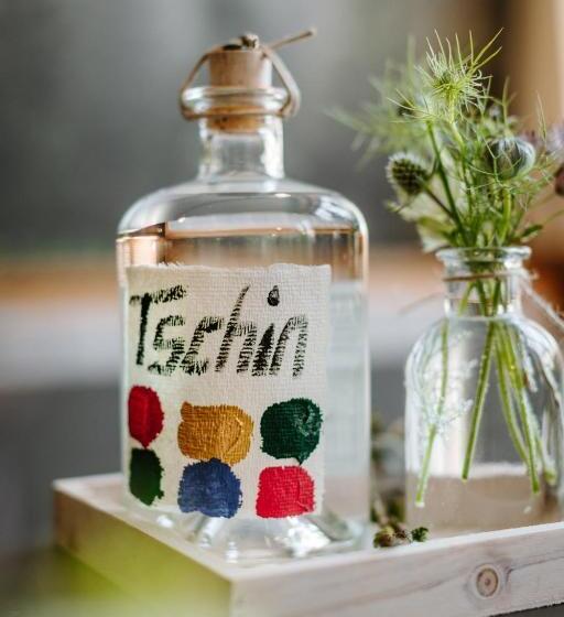 مبيت وإفطار Wildstrubel Lodge