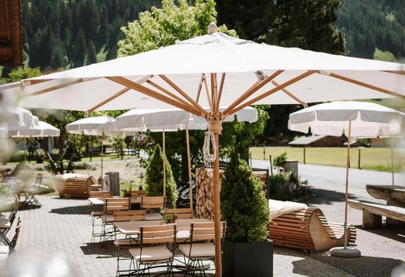 مبيت وإفطار Wildstrubel Lodge