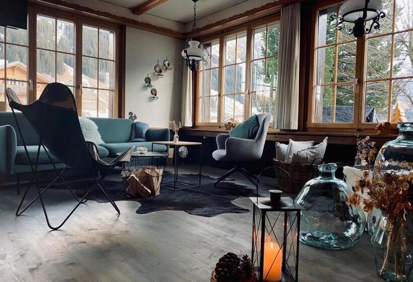 مبيت وإفطار Wildstrubel Lodge