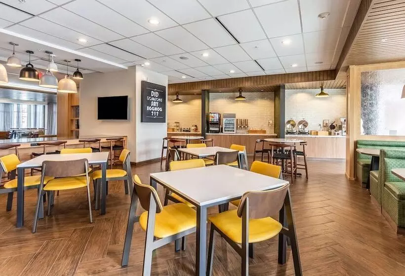 Hotelli Fairfield Inn & Suites By Marriott Dallas Dfw Airport North Coppell Grapevine