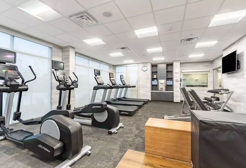 Hotelli Fairfield Inn & Suites By Marriott Dallas Dfw Airport North Coppell Grapevine