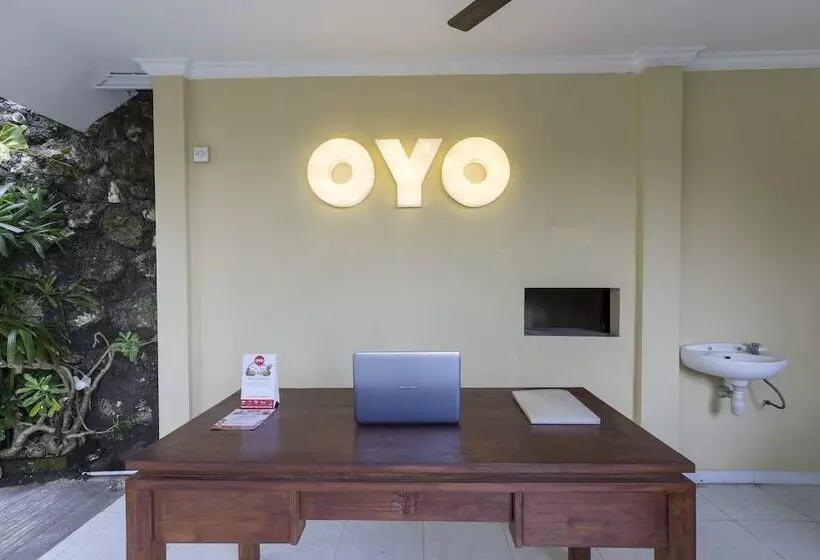 ホテル Oyo 618 Top Residence