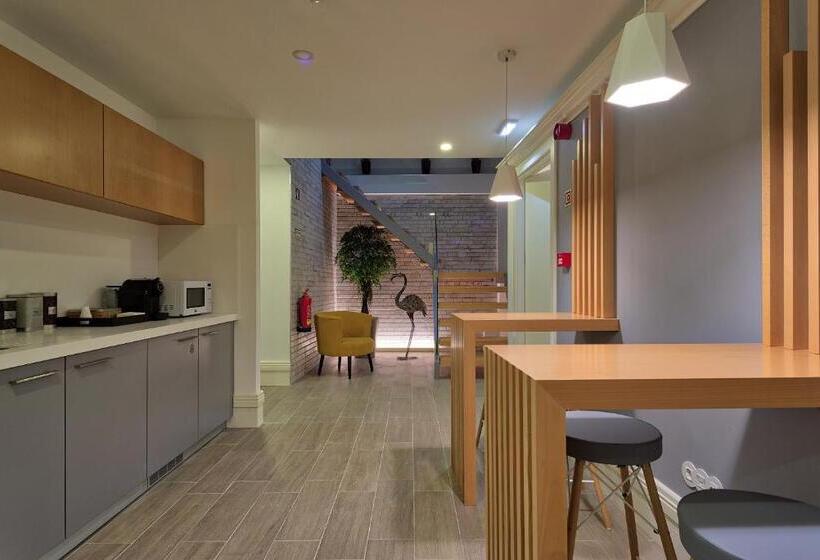 پانسیون Alojamento Da Vila