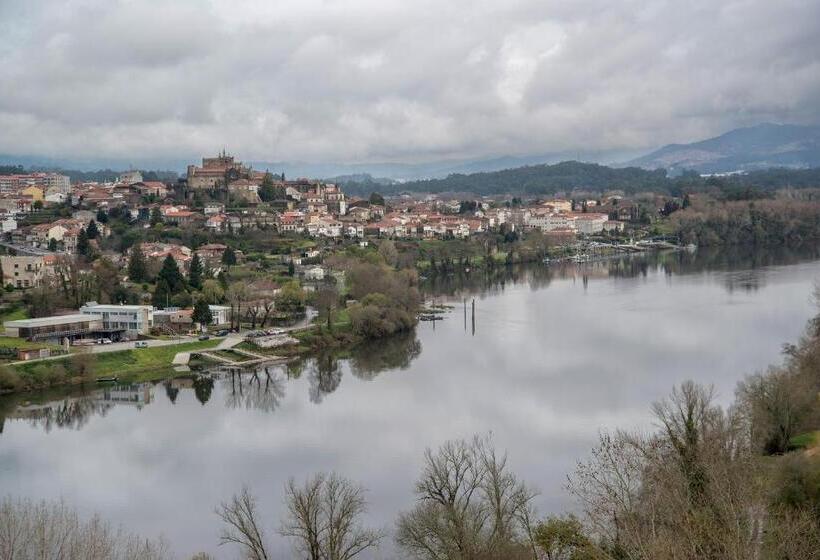 پانسیون Alojamento Da Vila