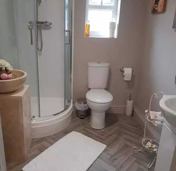 Retkeilymaja The Swan