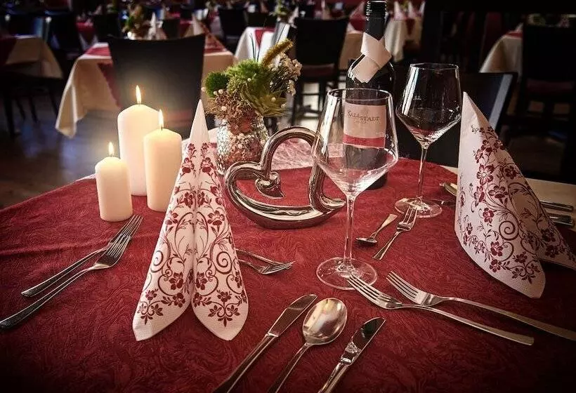 Hotelli Gasthof Zur Sonne