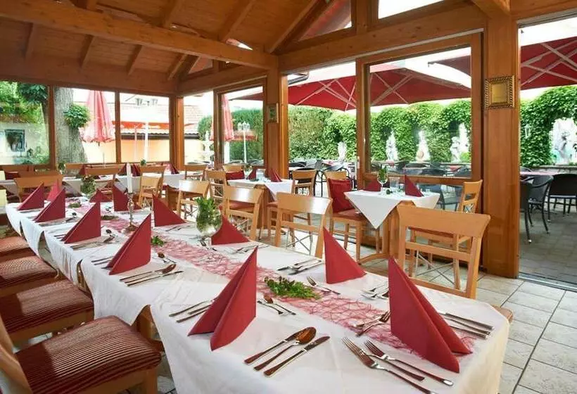 Hotelli Gasthof Zur Sonne