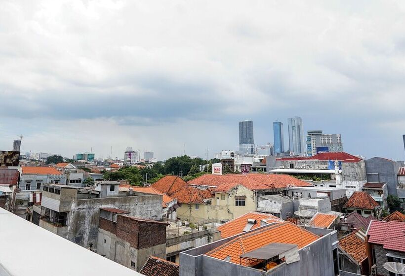 Hotel Oyo 614 Graha 8 Syariah