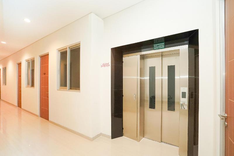 Hotel Oyo 614 Graha 8 Syariah