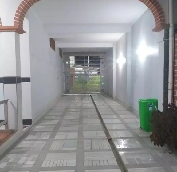 هتل Tacuaral