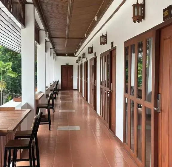De Hom Hotel Mae Hong Son