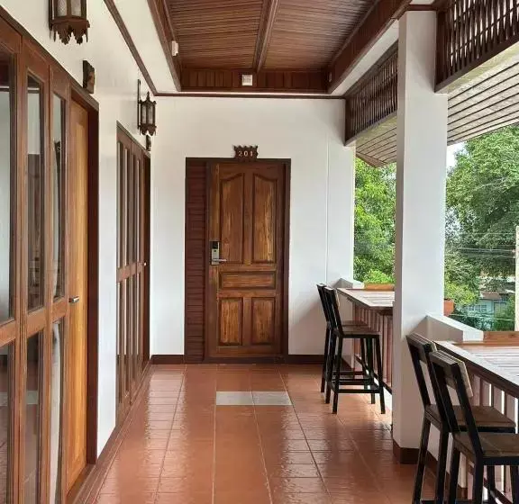 De Hom Hotel Mae Hong Son