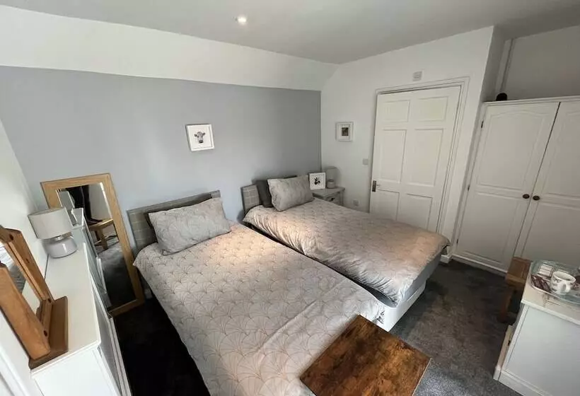 Retkeilymaja The Ship Inn