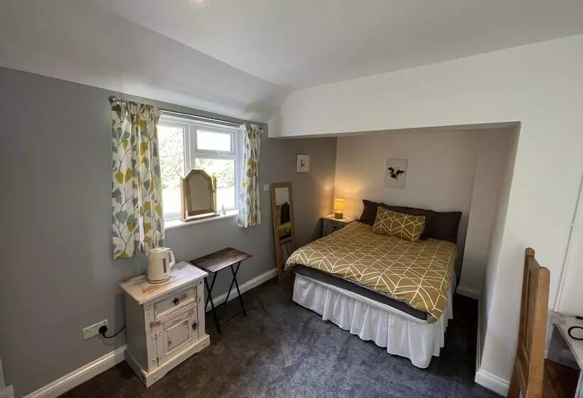 Retkeilymaja The Ship Inn