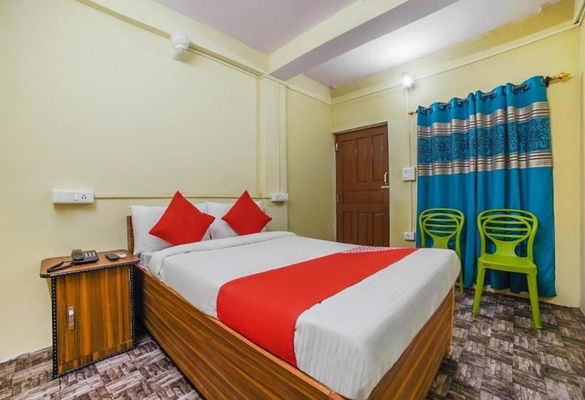 Oyo 30141 Adarsh Hotel And Restaurant