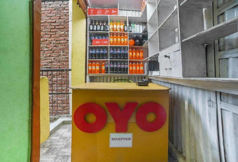 Oyo 30141 Adarsh Hotel And Restaurant