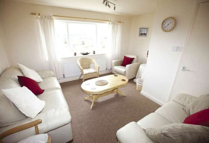 פנסיון The Mount Guest House