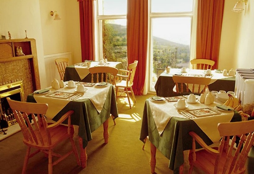 פנסיון The Mount Guest House